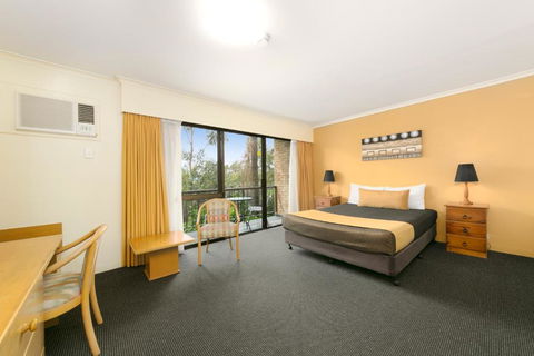 Mt Ommaney Hotel Apartments - Sydney 4u 1