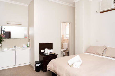 New Crown Hotel Motel - Sydney 4u 3