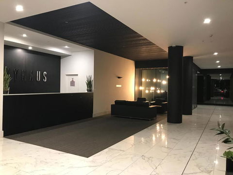 New Luxurious Skyview 2Bedroom Apartment Liverpool - Sydney 4u 0