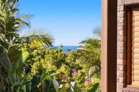 NEW Luxury Angourie Villa! Dream Location, WiFi ++ - Sydney 4u 3