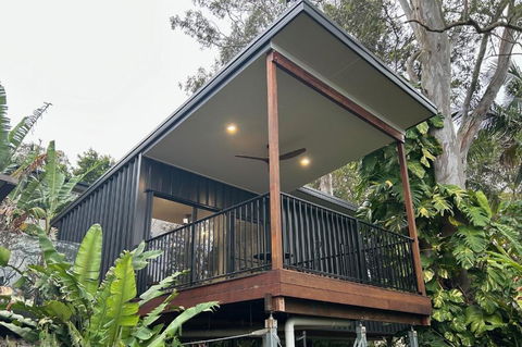 New - Our Treehouse Near Alex Beach - Accommodation Sydney 1