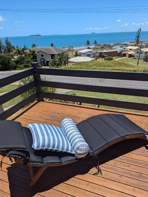 Newly Renovated With Ocean Views - Sydney 4u 1
