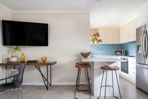 Oak Retreat Bliss By The Beach - Sydney 4u 1