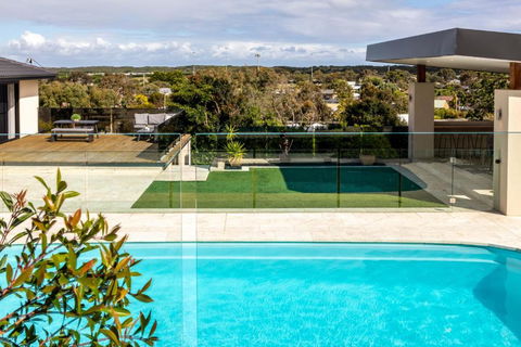 OASIS ON SUNSET - Tranquility Close To The Ocean - Accommodation Sydney 0