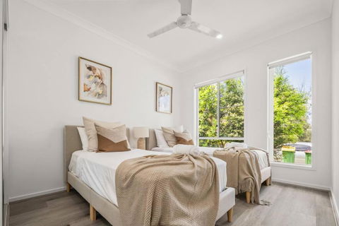 Oasis Retreat In Coomera - Sydney 4u 3