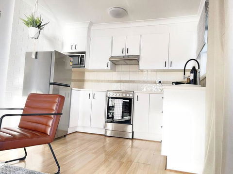 OCEAN MIST - DIRECT BEACHFRONT ON CASEYs BEACH - Sydney 4u 1