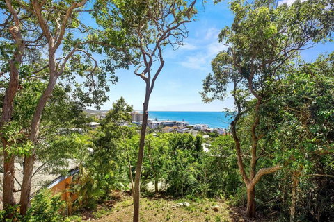 Ocean Views In Vibrant Coolum - Accommodation Sydney 0