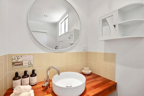 Ocean Views In Vibrant Coolum - Accommodation Sydney 3