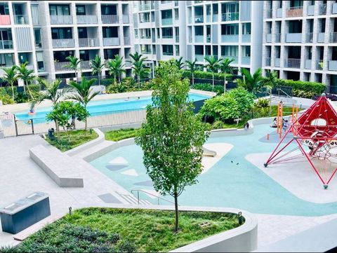 Olympic Park Oasis - New 3b2b Condo - Pool, Parking - Sydney 4u 2
