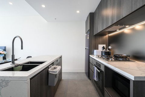 Olympic Park Stylish Apt With Gym Pool Good View - Sydney 4u 3