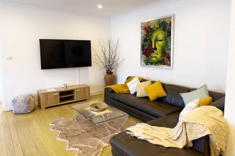 On The Esplanade - Close To Beach & Cronulla Mall With Aircon - Accommodation Sydney 1