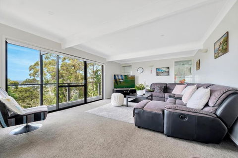 On Top Of The World - Accommodation Sydney 2