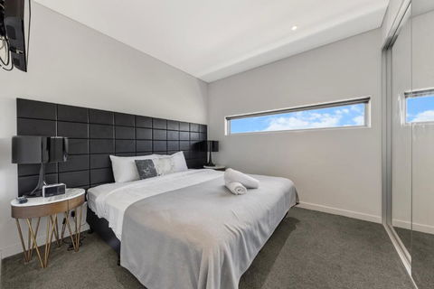 One Bedroom Private Apartment At 88 Archer St Chatswood - Sydney 4u 1
