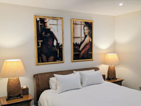 ONE Luxury Apartment - Accommodation Sydney 0