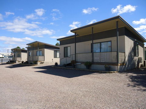 Oval Motel - Murray Bridge - Sydney 4u 0