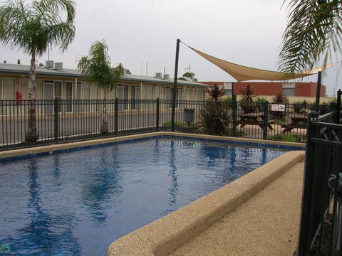 Overlander Hotel Motel - Sydney 4u 0