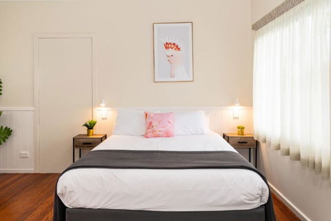 Pacific Motel 08 - Sydney 4u 2