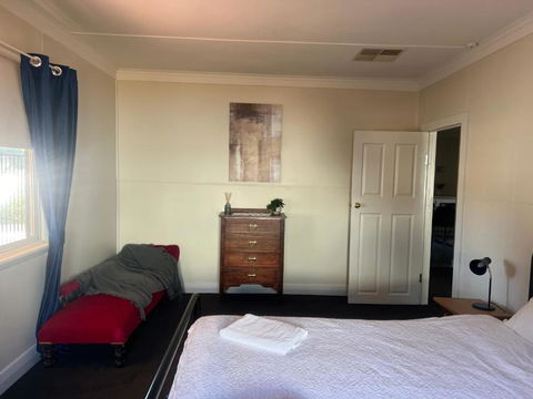 Paddys On Argent With Free WiFi - Sydney 4u 3