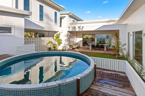 Palm Springs Hideaway - Sydney 4u 0