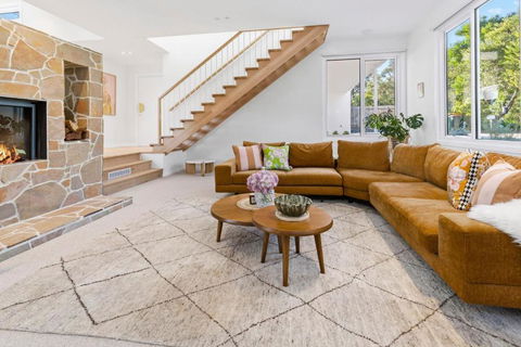Palm Springs Hideaway - Sydney 4u 2