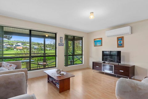 Pascalinga 38 Carrickalinga Road - Sydney 4u 1