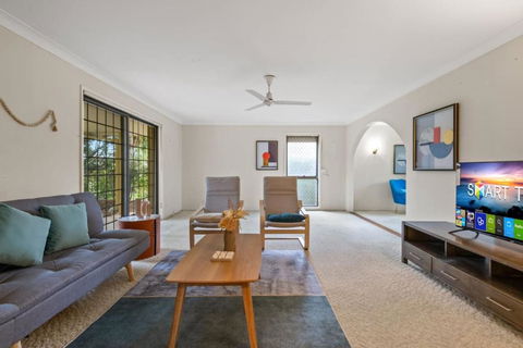 Peaceful 4BR At Sunnybank CBD With 2Parking Yard And Mall - Sydney 4u 1