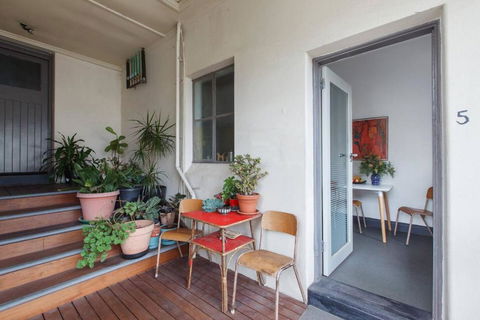 Parkside Hideaway - Beautiful Art Deco Near Zoo - Accommodation Sydney 2