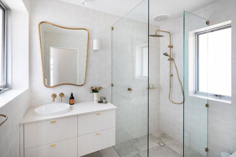 Pearl, Designer Beachfront Retreat, Semaphore Park - Sydney 4u 2
