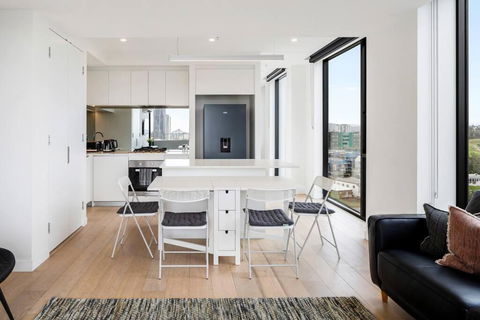 Perfect Haven In Spring Hill 2B1B And Parking - Sydney 4u 1
