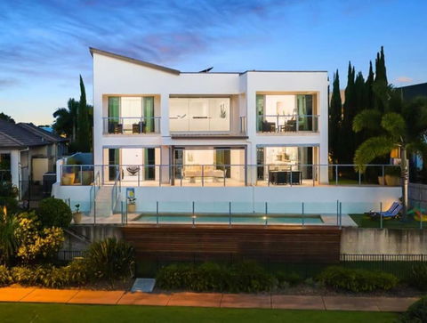 Perfect Summer Lake House - Sydney 4u 0