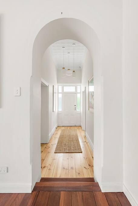 Piambong House - Sydney 4u 2