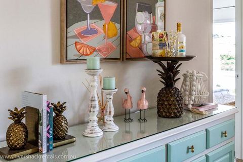Pina Colada Shack-40 Marina Way - Sydney 4u 0