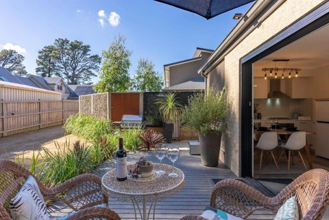 Pine Beach Guest House In The Heart Of Balnarring - Sydney Resort 0