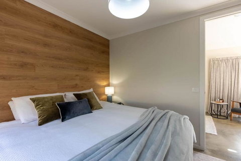 Pine Beach Guest House In The Heart Of Balnarring - Sydney Resort 3