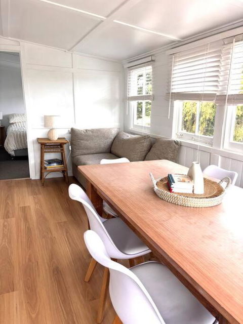 Pine Cottage - Sydney 4u 1