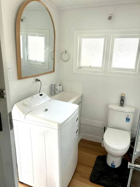 Pine Cottage - Sydney 4u 2