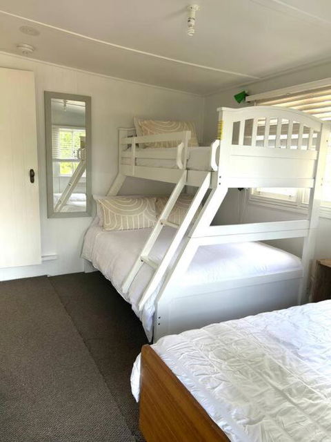 Pine Cottage - Sydney 4u 3