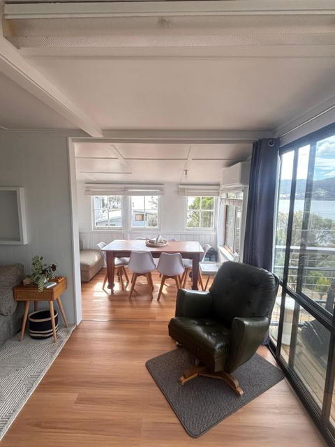 Pine Cottage - Sydney 4u 0