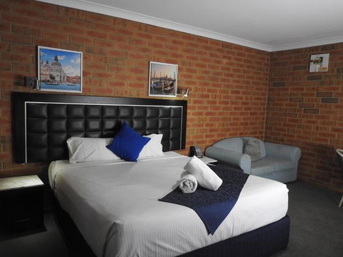 Pooraka Motor Inn - Sydney 4u 3