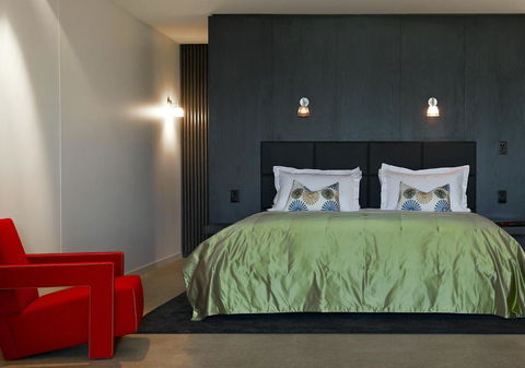 Port Phillip Estate - Sydney 4u 3
