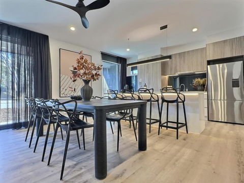 RAM, Alpine Getaways - Sydney 4u 0