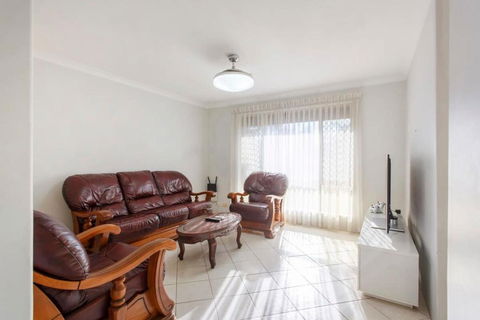 Private Room In St James - Sydney 4u 1