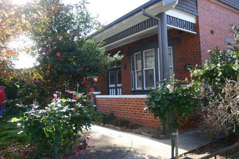 Primrose Cottage - Sydney 4u 1