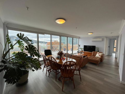 Private Room With Ensuite In The CBD - Accommodation Sydney 0