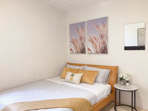 Quaint Double Or Queen Room - Mins To Stations&UNSW - Shared Bathroom - Sydney 4u 0