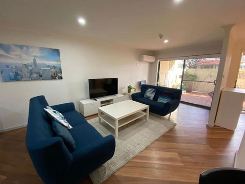 Quiet 2 Bedroom Apt In The Heart Of Old Kingston - Sydney 4u 0