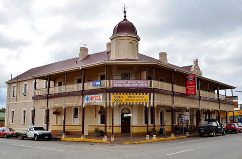 Railway Hotel Motel Peterborough - Accommodation Sydney 0