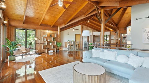 Rainforest Treehouse Sanctuary - With Ocean Views - Sydney 4u 1