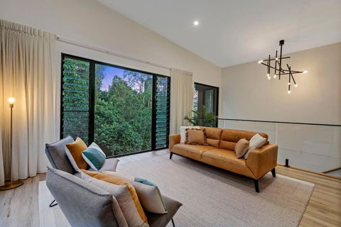 Rainforest Villa: Luxe Escape - Sydney 4u 1
