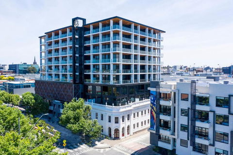 R Hotel Geelong - Accommodation Sydney 0